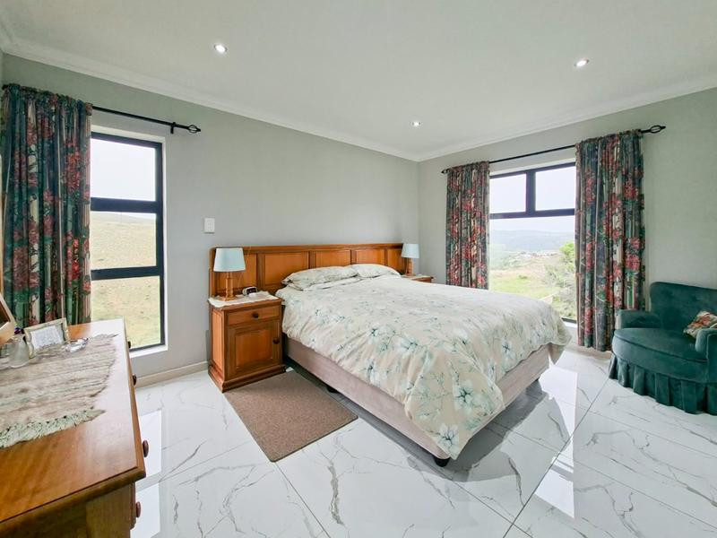 3 Bedroom Property for Sale in Hartenbos Heuwels Western Cape